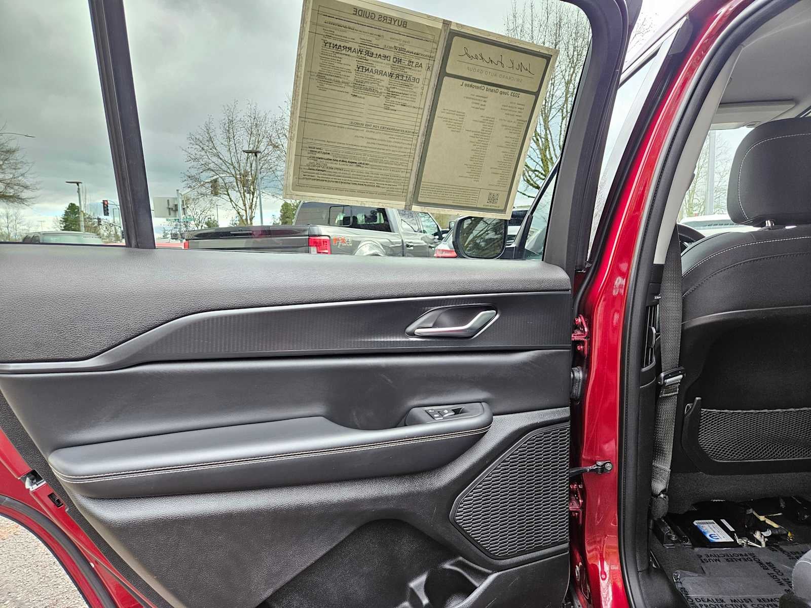 2023 Jeep Grand Cherokee L Laredo