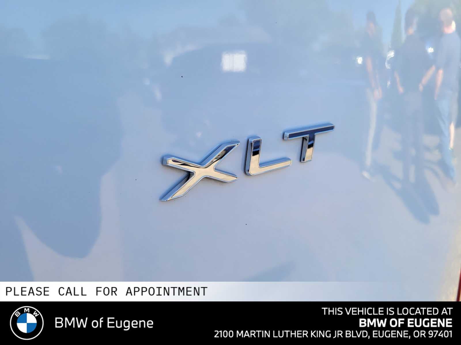 2024 Ford Transit Passenger Wagon XLT
