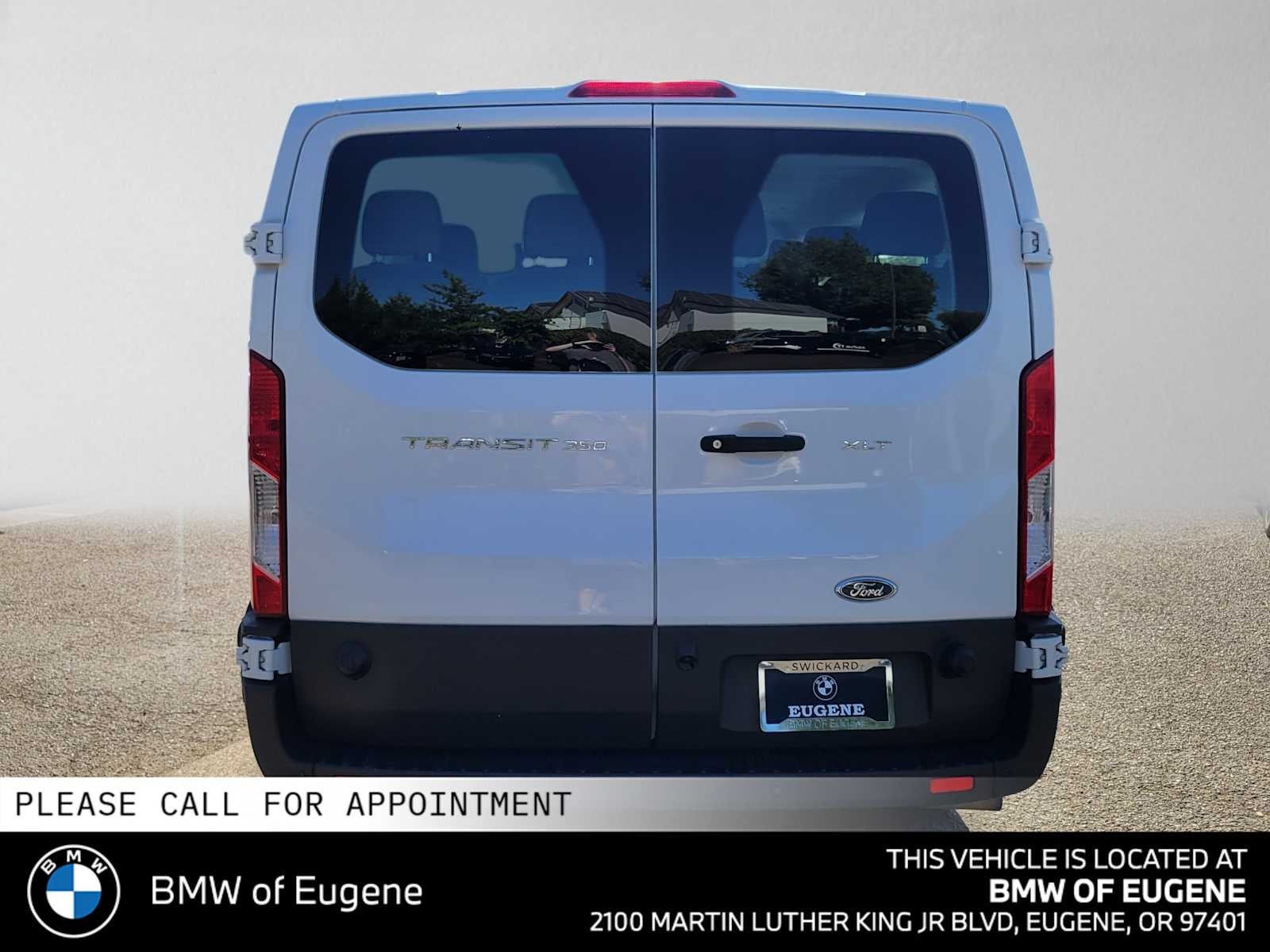 2024 Ford Transit Passenger Wagon XLT