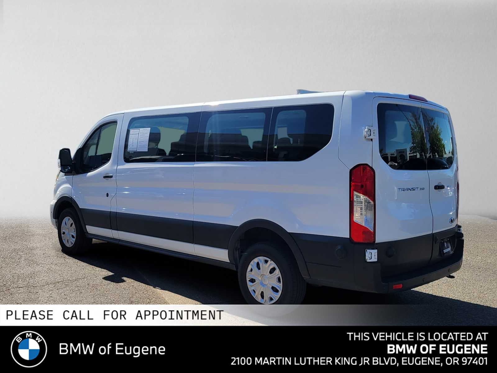 2024 Ford Transit Passenger Wagon XLT