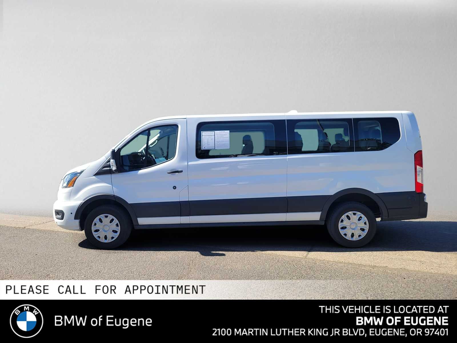 2024 Ford Transit Passenger Wagon XLT