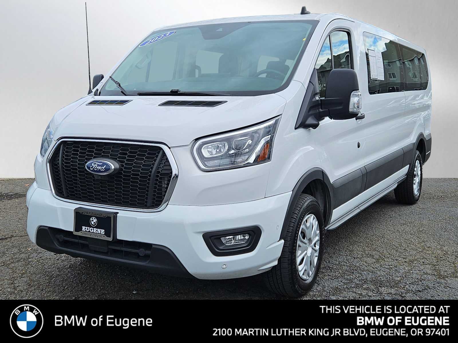 2023 Ford Transit Passenger Wagon XLT