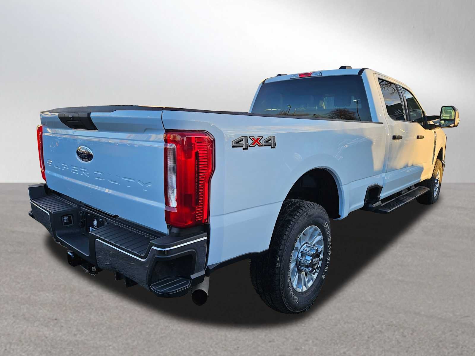 2023 Ford Super Duty F-350 SRW XLT