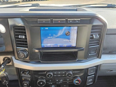 2023 Ford Super Duty F-350 SRW Pickup XLT