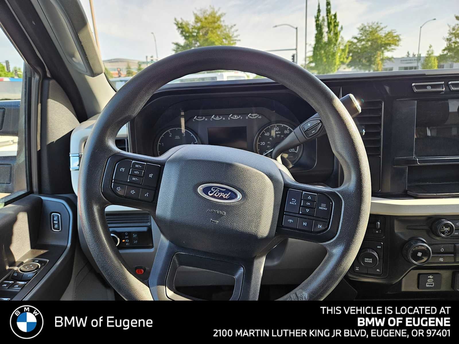2023 Ford Super Duty F-350 SRW Pickup XLT