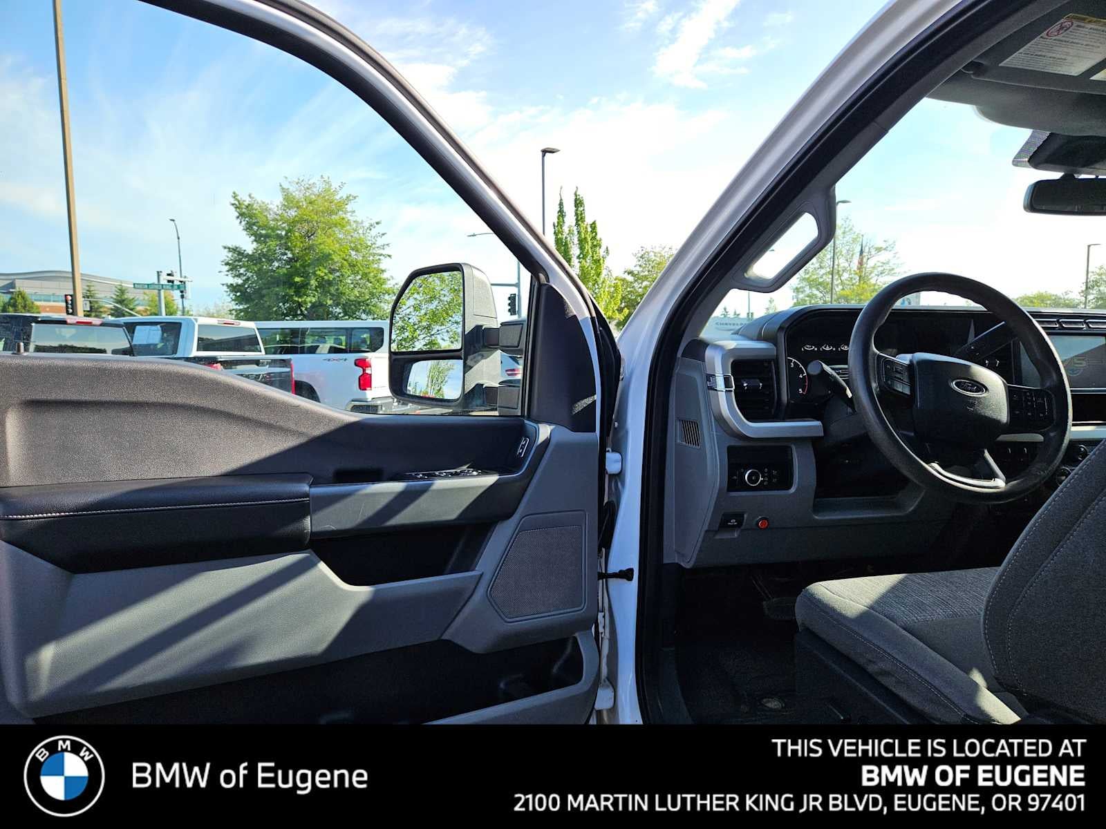 2023 Ford Super Duty F-350 SRW Pickup XLT