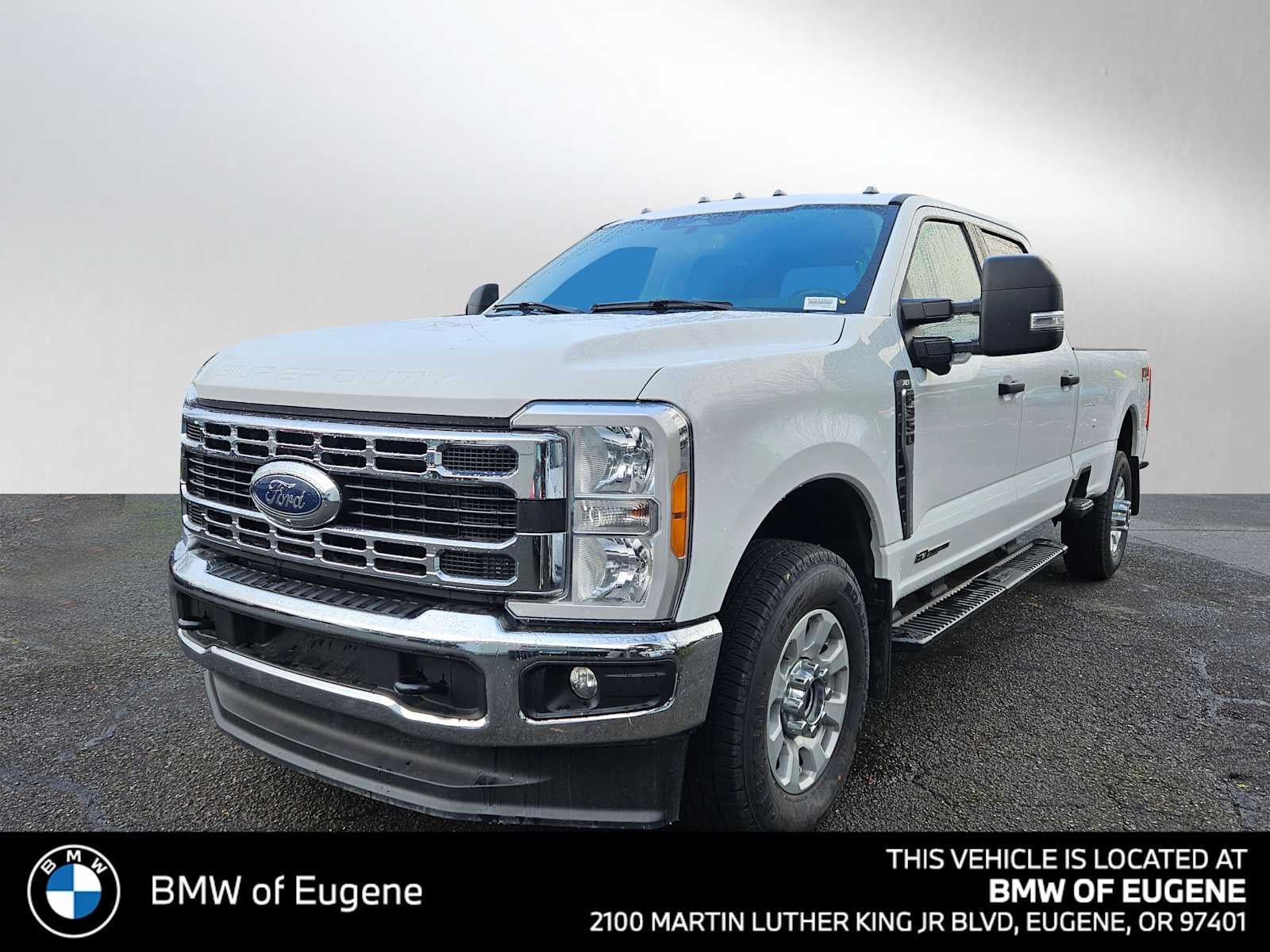 2023 Ford Super Duty F-350 SRW Pickup XLT