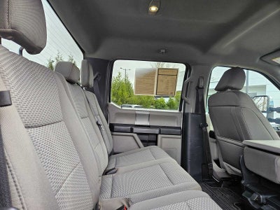 2022 Ford Super Duty F-350 SRW Pickup XLT