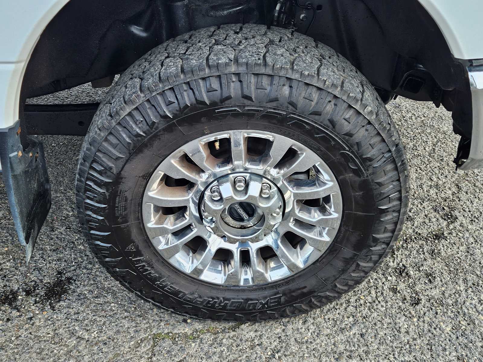 2022 Ford Super Duty F-350 SRW Pickup XLT