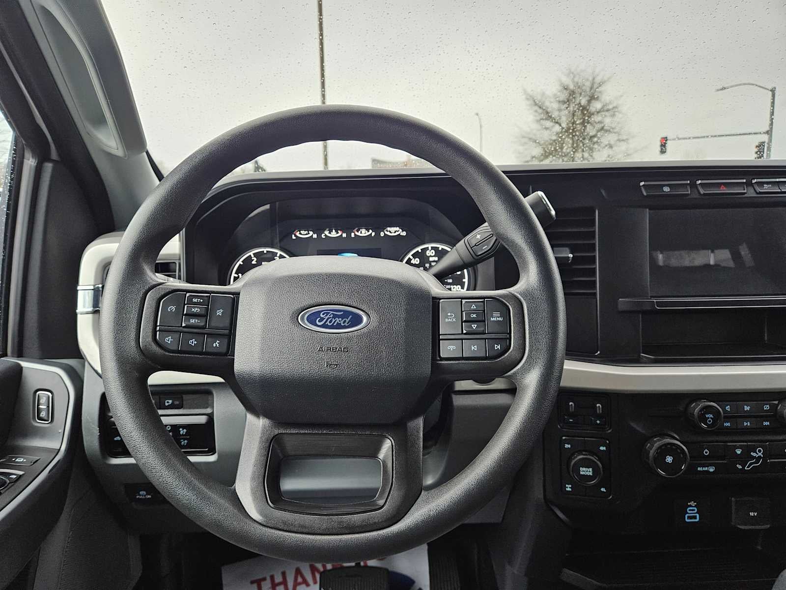 2023 Ford Super Duty F-350 SRW XLT