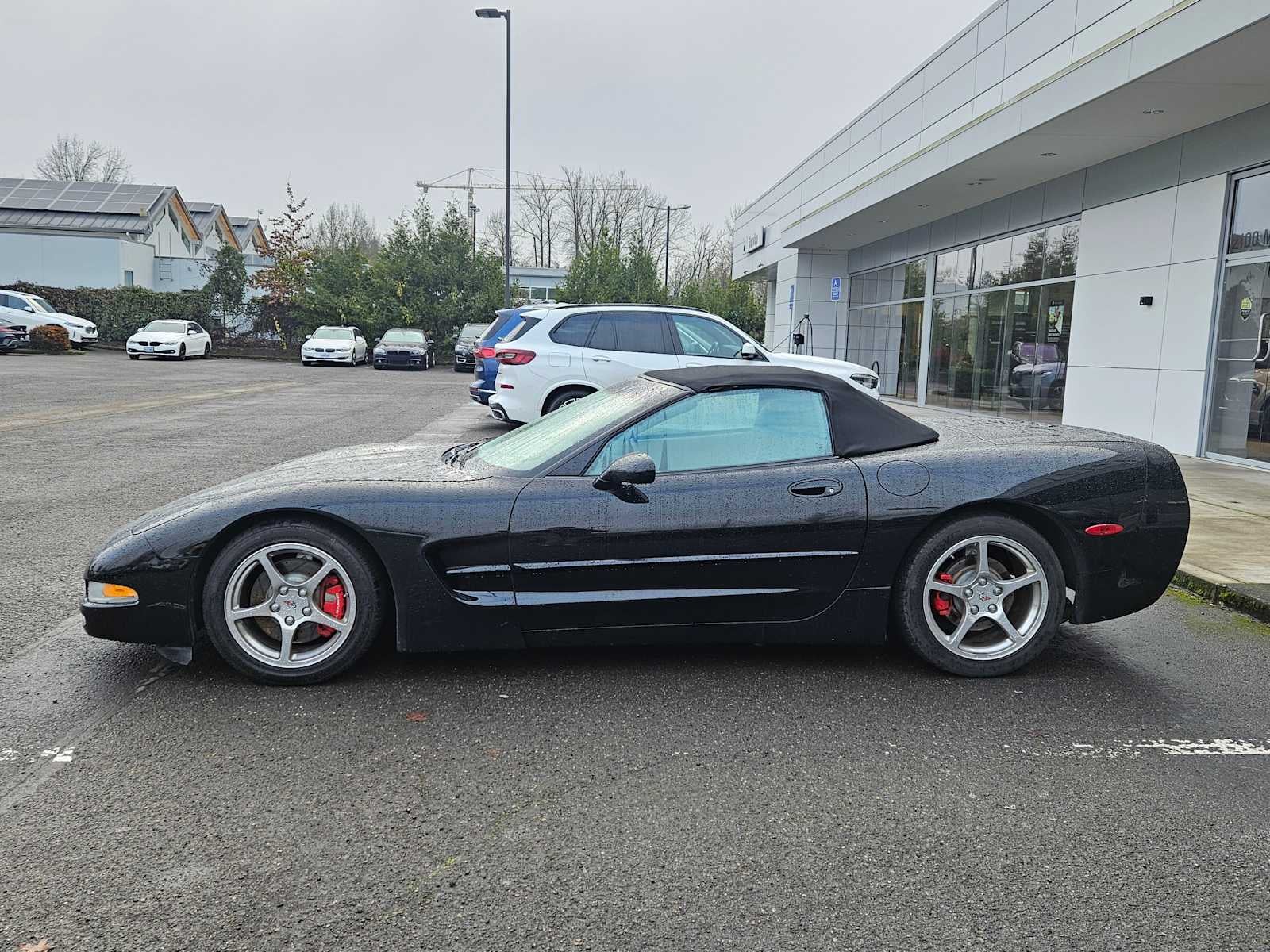 2002 Chevrolet Corvette 2dr Convertible