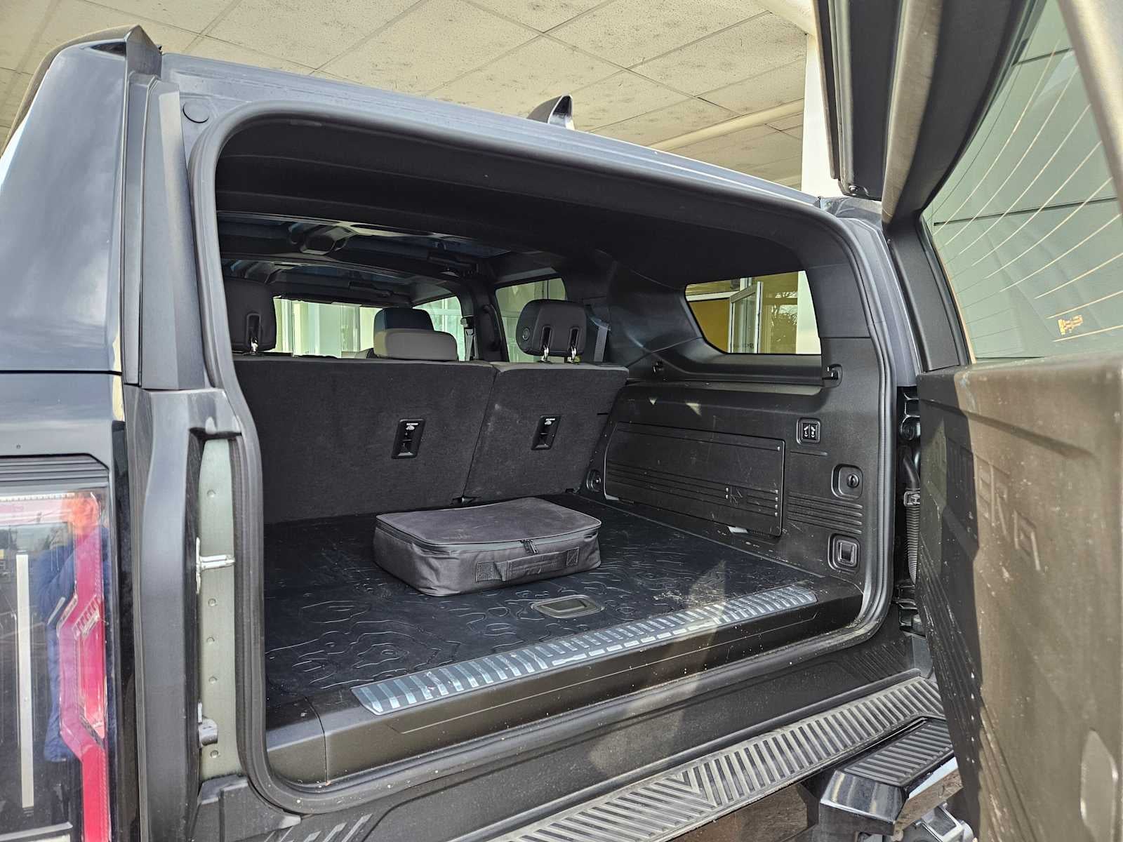 2024 GMC HUMMER EV SUV 3X