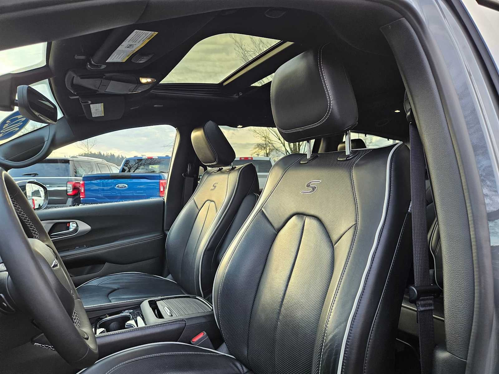 2025 Chrysler Pacifica Limited