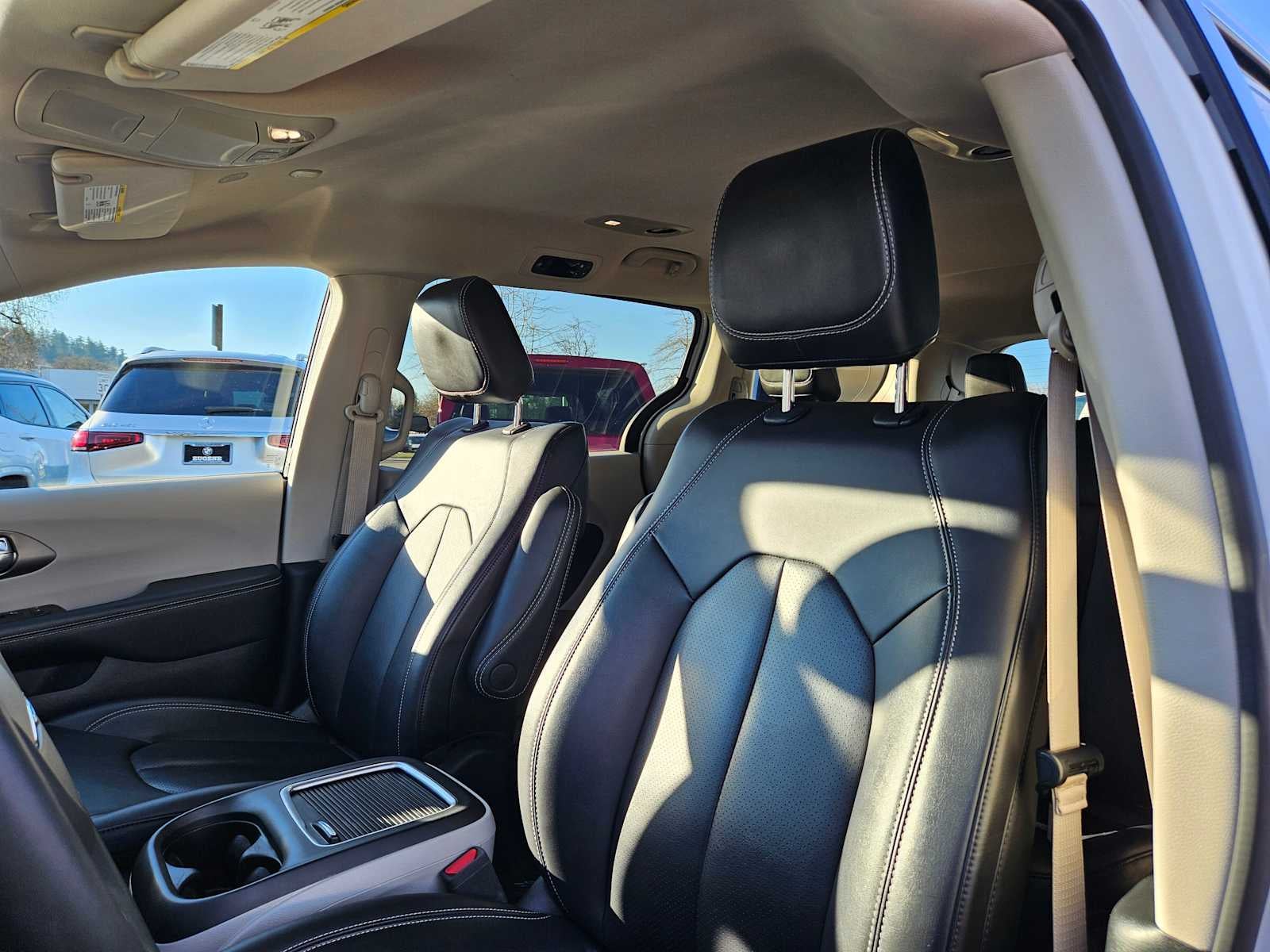 2024 Chrysler Pacifica Hybrid Select