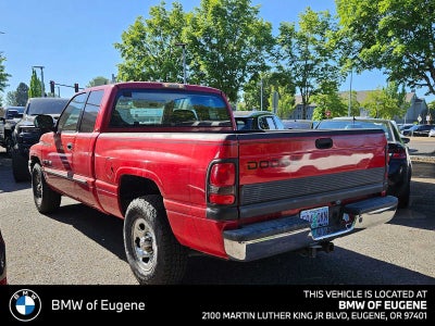 2001 Dodge Ram 1500 4dr Quad Cab 139" WB