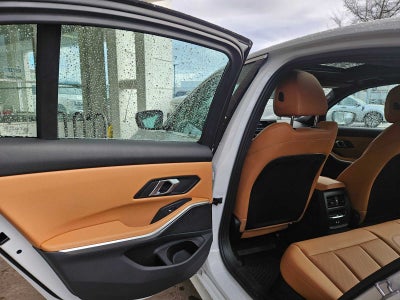 2025 BMW 3 Series 330i xDrive
