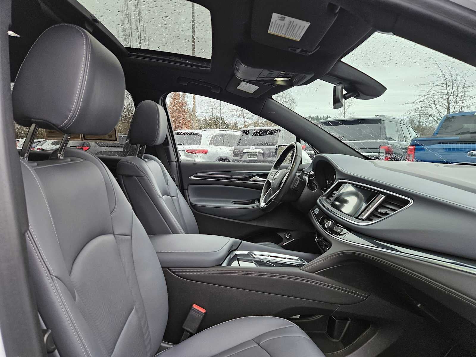 2023 Buick Enclave Essence