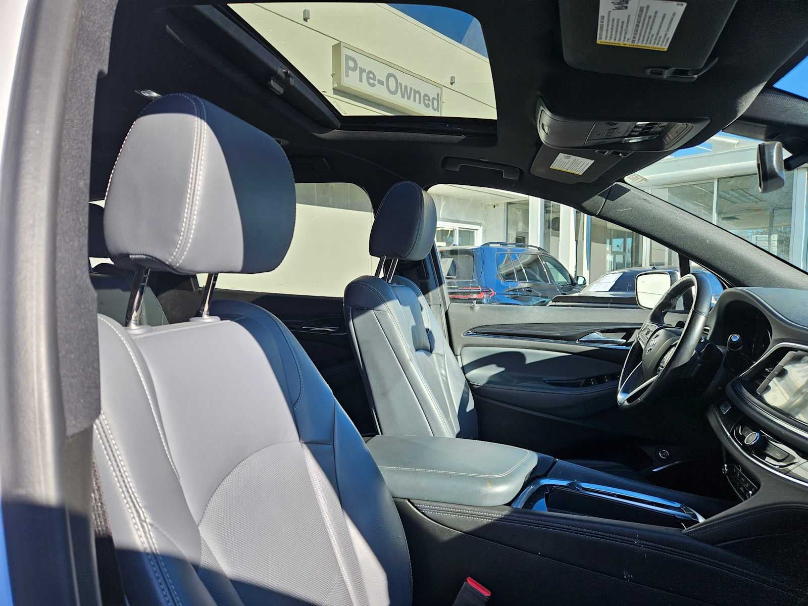 2023 Buick Enclave Essence