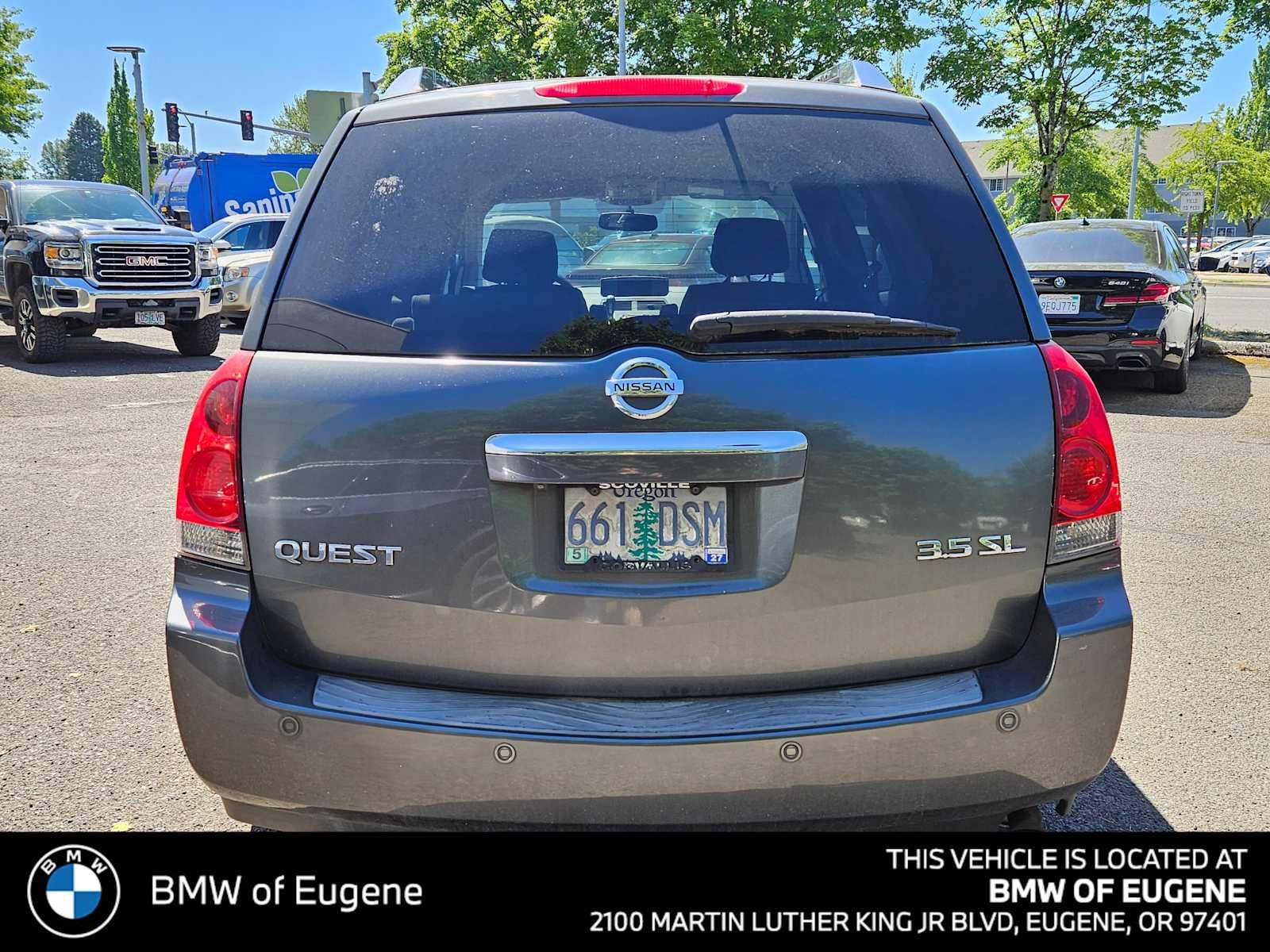 2008 Nissan Quest Base