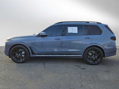 2025 BMW X7 xDrive40i