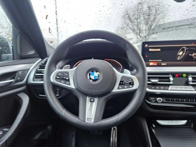2025 BMW X4 xDrive30i