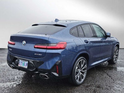 2025 BMW X4 xDrive30i