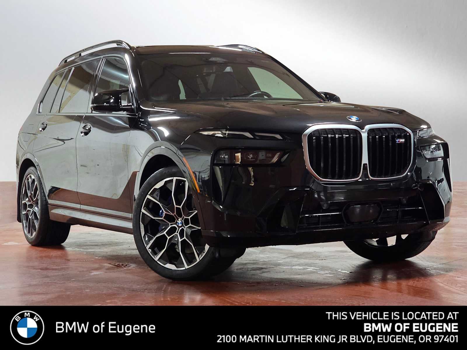 2023 BMW X7 M60i