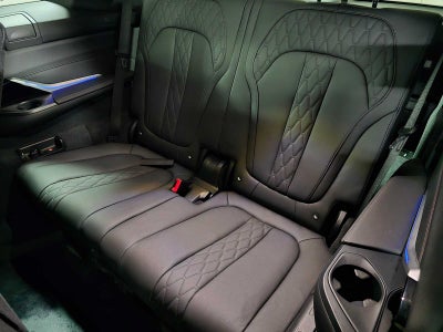 2023 BMW X7 M60i