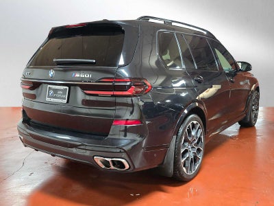 2023 BMW X7 M60i