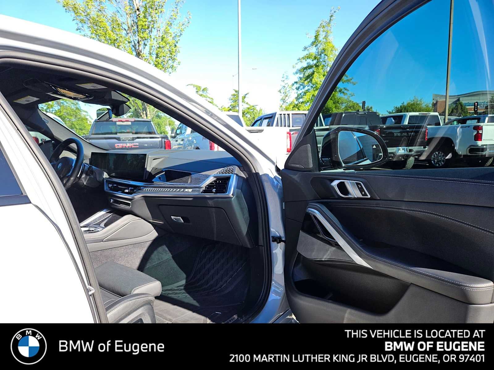 2024 BMW X6 xDrive40i xDrive40i