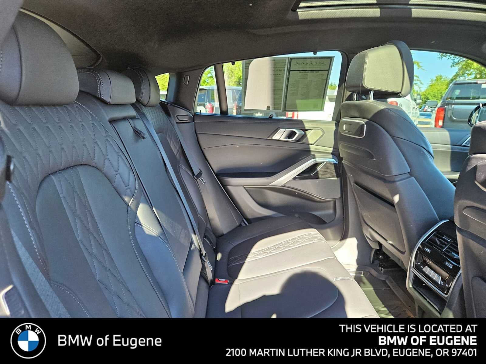 2024 BMW X6 xDrive40i xDrive40i