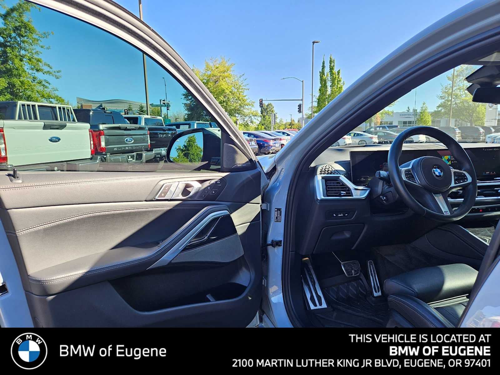 2024 BMW X6 xDrive40i xDrive40i