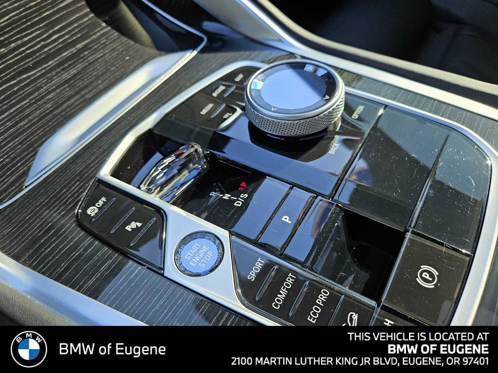 2024 BMW X6 xDrive40i xDrive40i