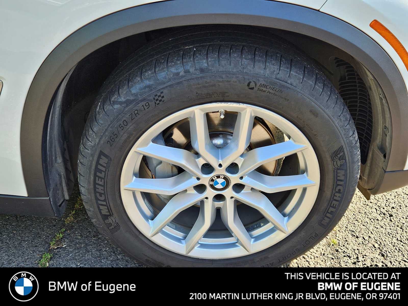 2019 BMW X5 xDrive40i xDrive40i