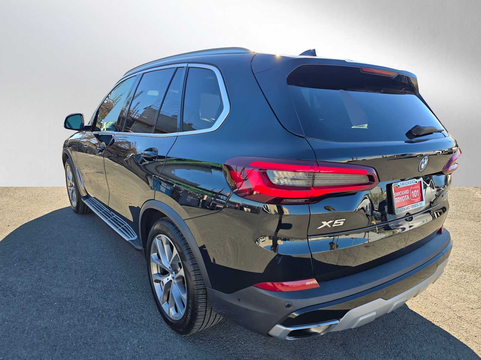 2023 BMW X5 xDrive45e