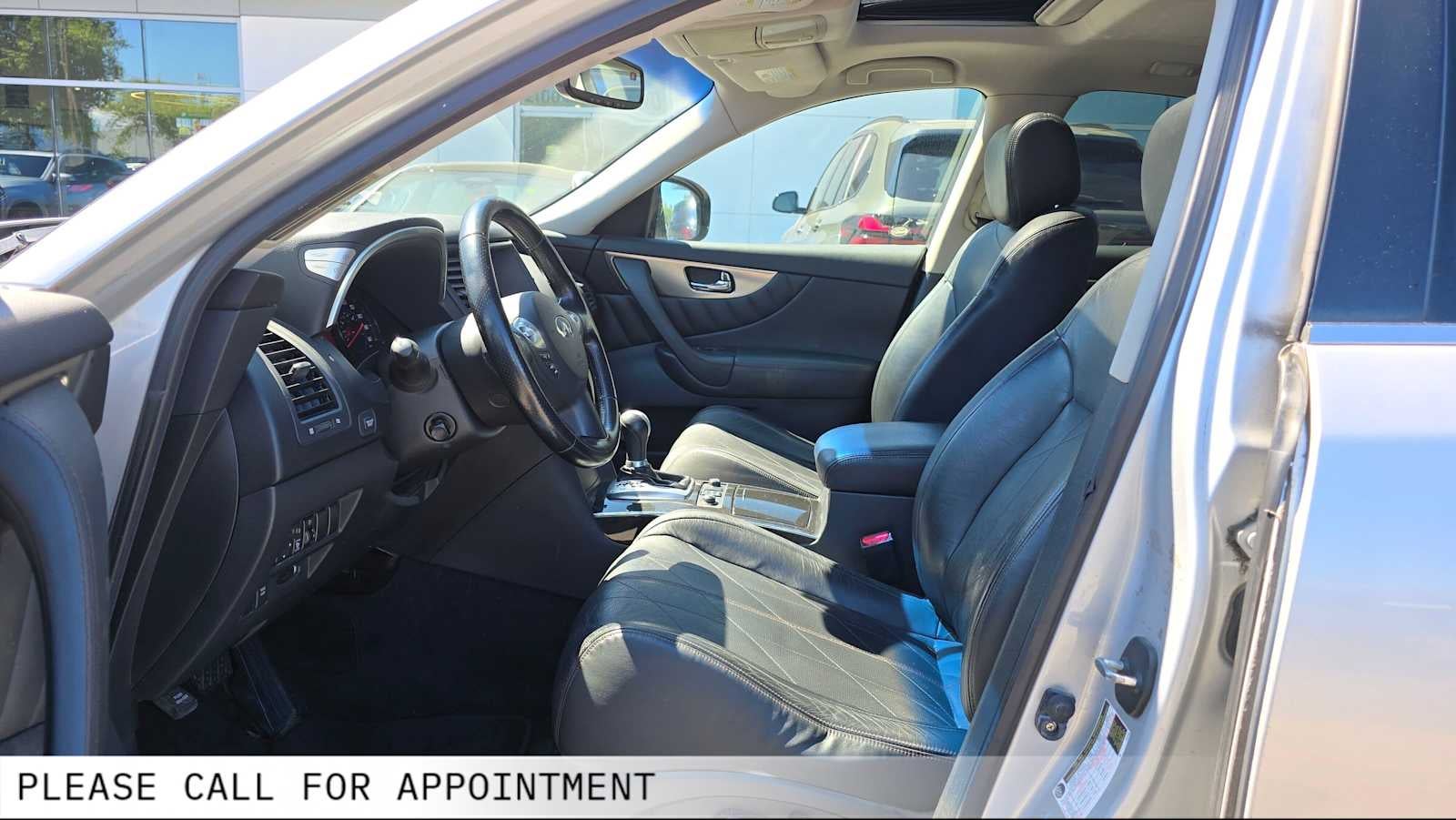 2010 INFINITI FX35 AWD 4dr