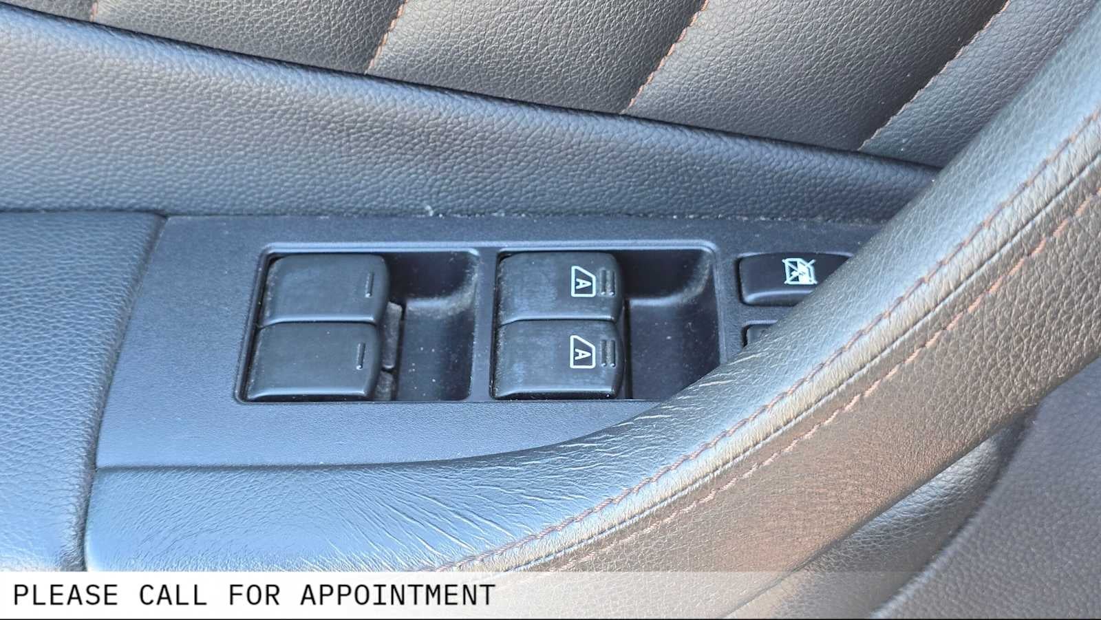 2010 INFINITI FX35 AWD 4dr