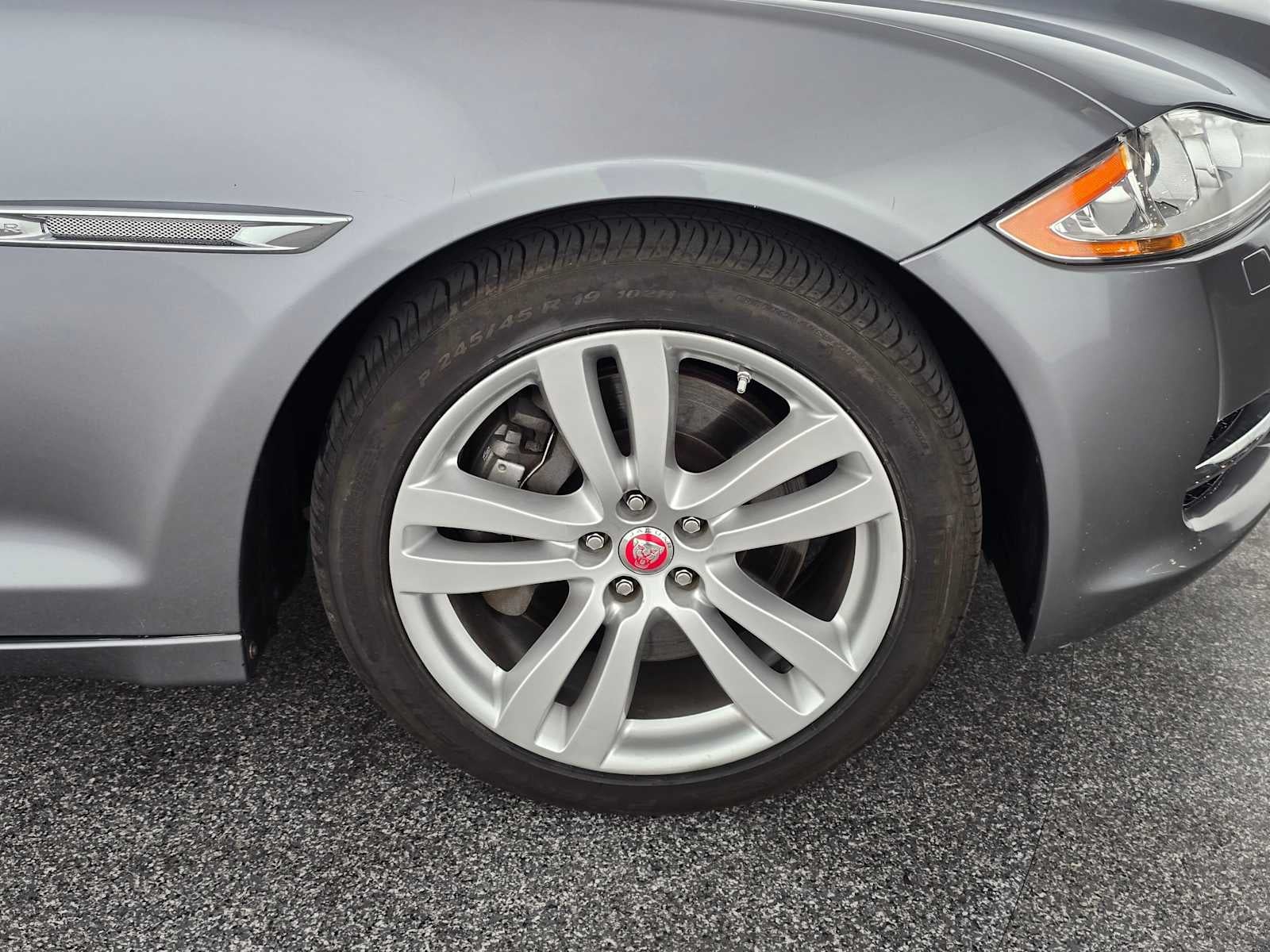 2015 Jaguar XJ XJL Portfolio