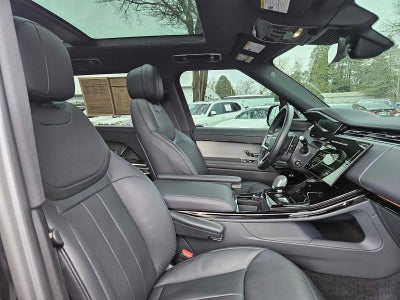2024 Land Rover Range Rover Sport SE