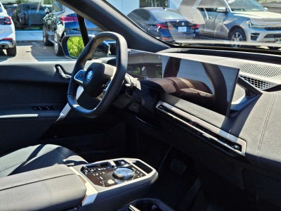 2025 BMW iX xDrive50