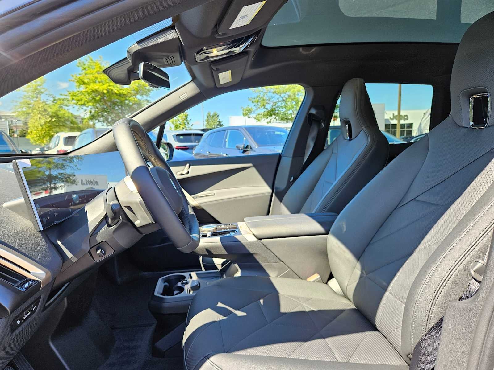 2025 BMW iX xDrive50