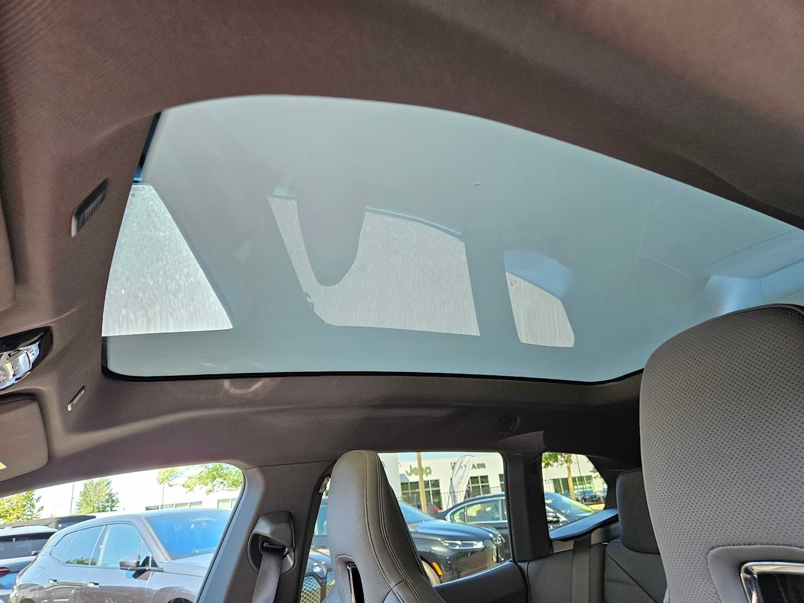 2025 BMW iX xDrive50