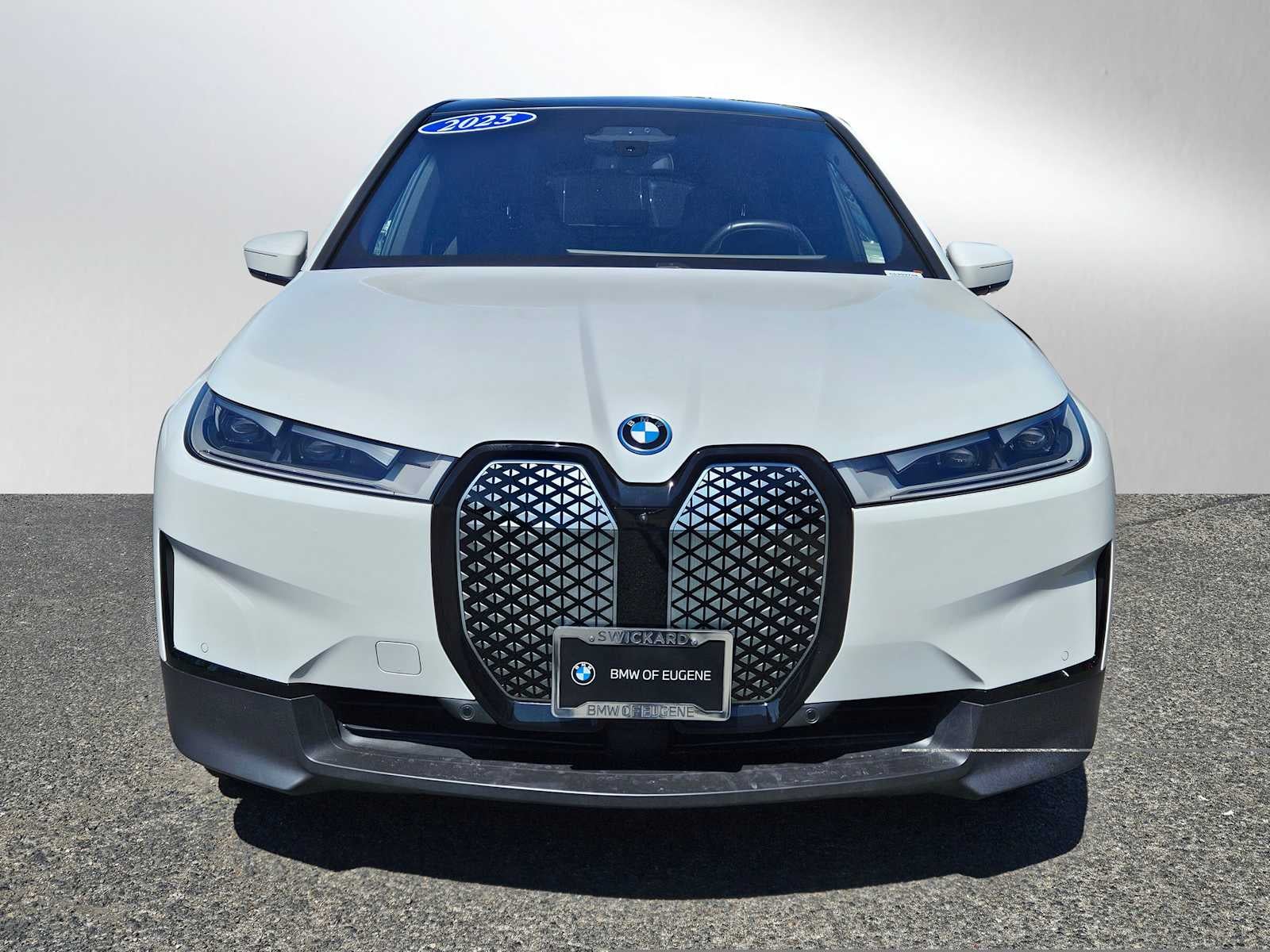 2025 BMW iX xDrive50