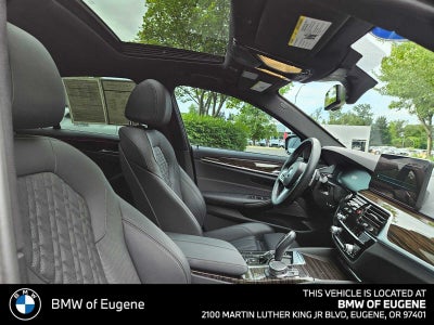 2023 BMW 540i 540i