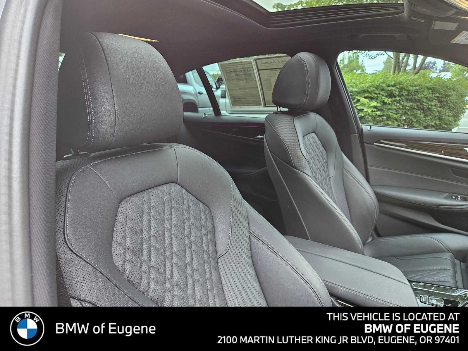 2023 BMW 540i 540i