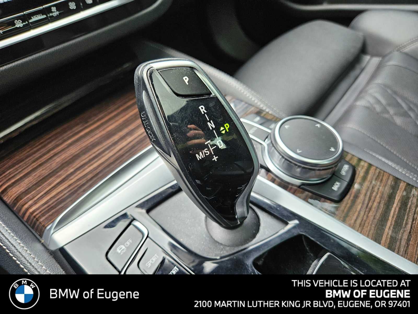 2023 BMW 540i 540i