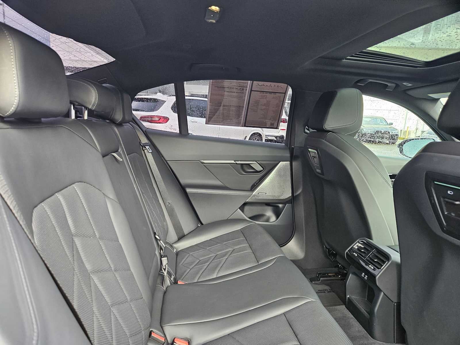 2024 BMW 530i xDrive 530i xDrive