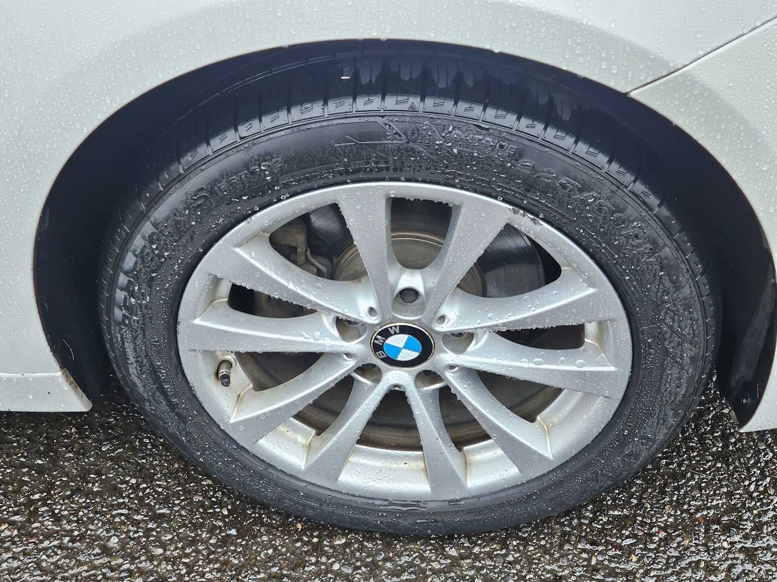 2016 BMW 3 Series 320i