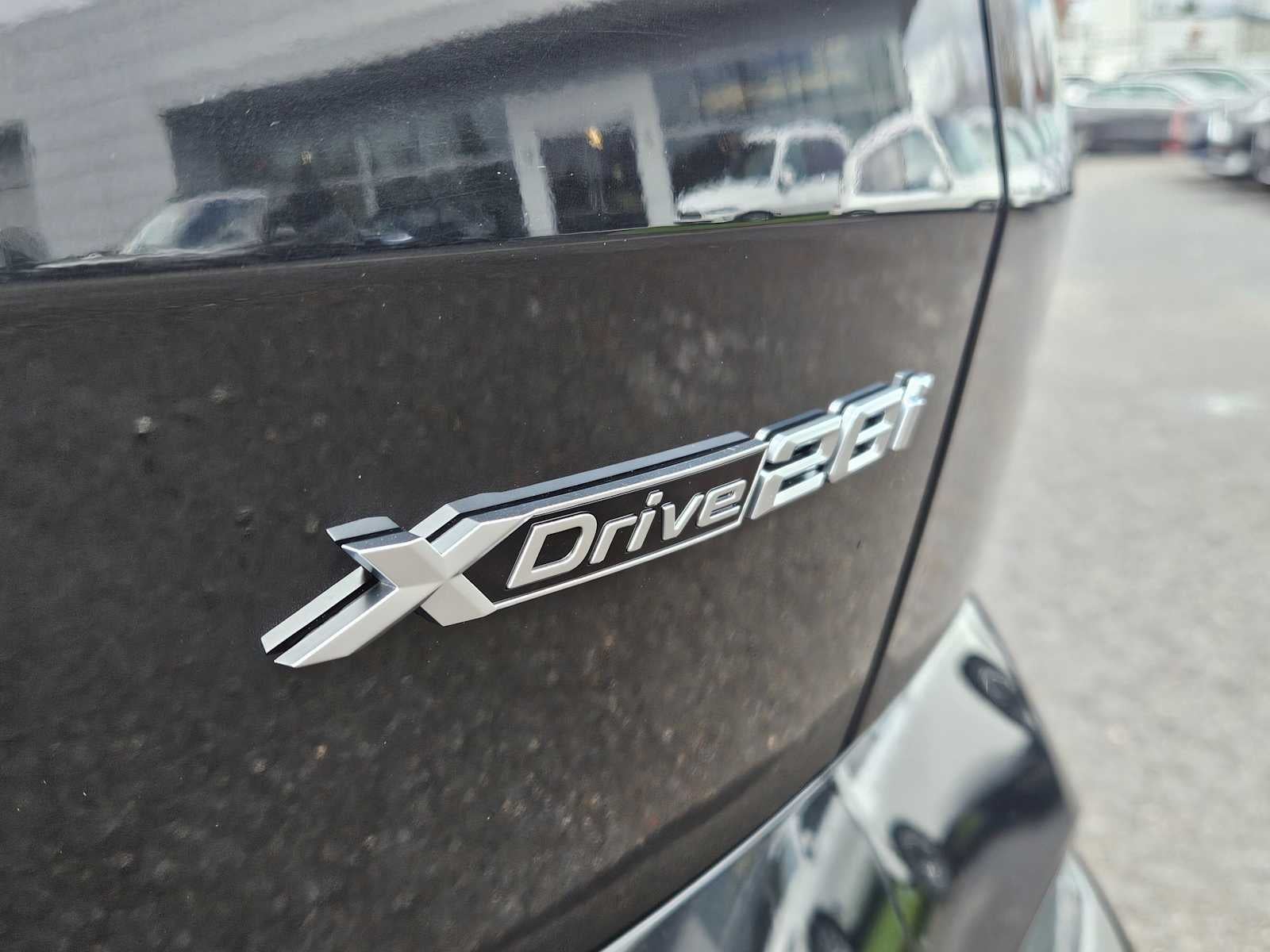 2025 BMW X2 xDrive28i