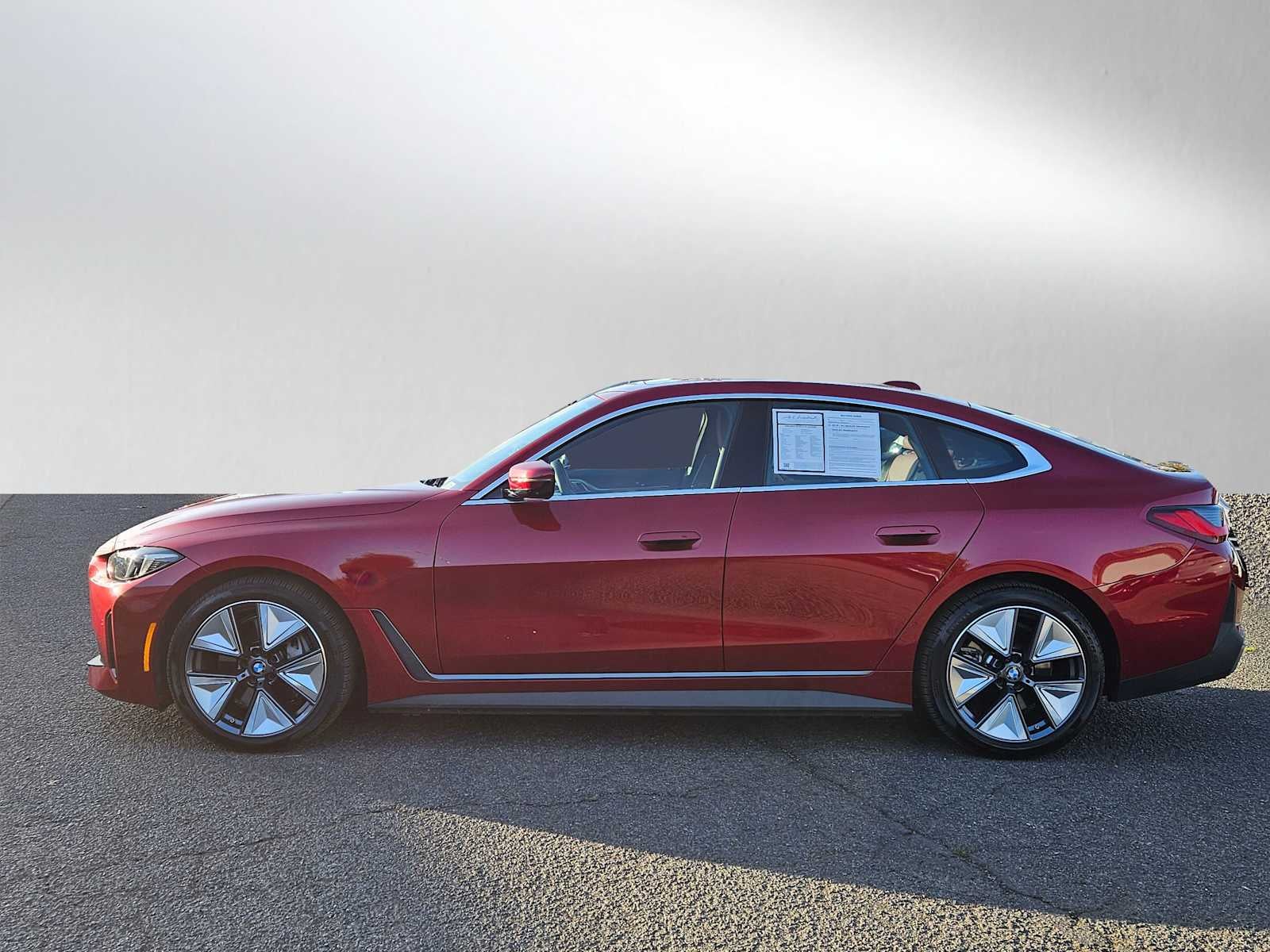 2025 BMW i4 xDrive40
